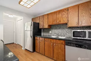 9474 Redmond Woodinville Road NE, Redmond, WA 98052 - Photo 13