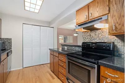 9474 Redmond Woodinville Road NE A#303, Redmond, WA 98052 - Photo 11