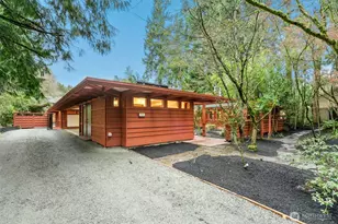 7102 NE 132nd St, Kirkland, WA 98034 - Photo 3