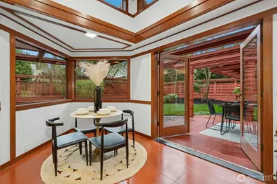 7102 NE 132nd Street, Kirkland, WA 98034 - Photo 15