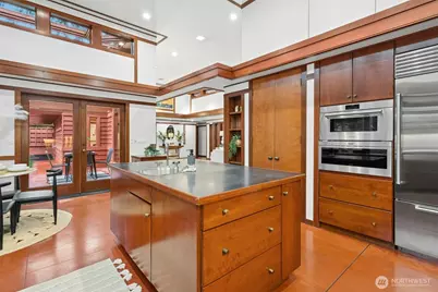 7102 NE 132nd Street, Kirkland, WA 98034 - Photo 13