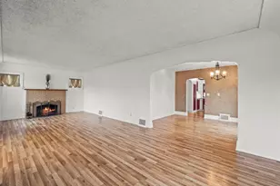 211 S 46th St, Tacoma, WA 98418 - Photo 7