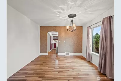 211 S 46th Street, Tacoma, WA 98418 - Photo 11