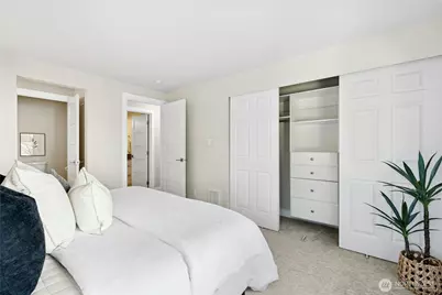 14324 126th Avenue NE #C201, Kirkland, WA 98034 - Photo 11