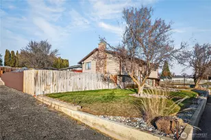 2149 NE 1st St, East Wenatchee, WA 98802 - Photo 7