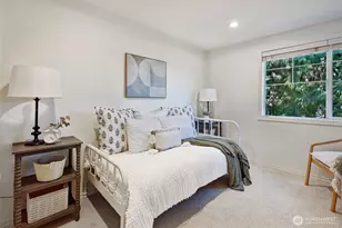 12017 32nd Ave NE, Seattle, WA 98125 - Photo 17