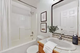 12017 32nd Ave NE, Seattle, WA 98125 - Photo 13