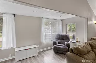 1325 Carr Blvd, Bremerton, WA 98312 - Photo 3