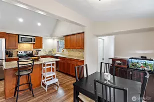 1325 Carr Blvd, Bremerton, WA 98312 - Photo 7