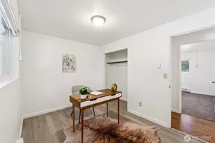 19520 Grannis Rd, Bothell, WA 98012 - Photo 21