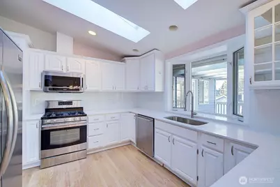 13902 Beverly Park Road, Lynnwood, WA 98087 - Photo 13