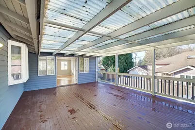 13902 Beverly Park Road, Lynnwood, WA 98087 - Photo 17