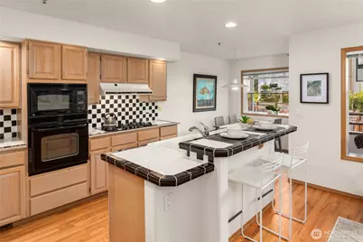 10142 NE 63rd Street, Kirkland, WA 98033 - Photo 11