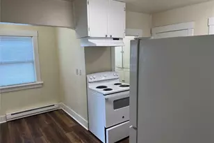 820 E 2nd St, Port Angeles, WA 98362 - Photo 11