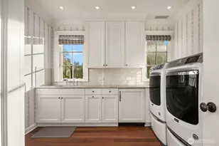 2001 Broadmoor Dr E, Seattle, WA 98112 - Photo 29