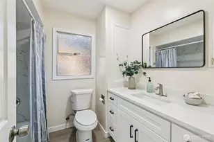 5607 5th Ave NE, Seattle, WA 98105 - Photo 13