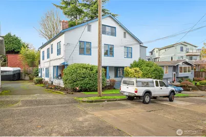 1425 Palm Avenue SW, Seattle, WA 98116 - Photo 5