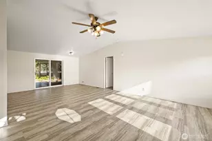 132 Cosmos Ln, Port Angeles, WA 98362 - Photo 9