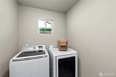 32898 Pine Avenue SE, Black Diamond, WA 98010 - Photo 29