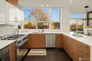 928 34th Ave, Seattle, WA 98122 - Photo 5