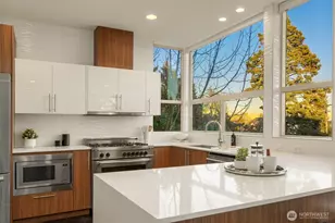 928 34th Ave, Seattle, WA 98122 - Photo 5