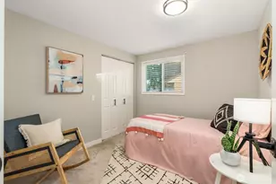 13308 1st Ave NE, Seattle, WA 98125 - Photo 11