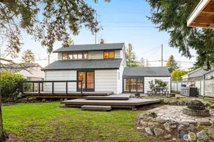 13308 1st Ave NE, Seattle, WA 98125 - Photo 17