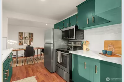 13308 1st Ave NE, Seattle, WA 98125 - Photo 7