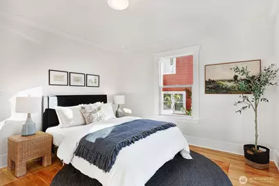 6727 6th Avenue NW, Seattle, WA 98117 - Photo 13