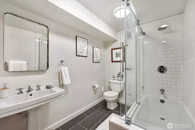 6727 6th Avenue NW, Seattle, WA 98117 - Photo 25