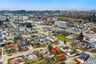 3910 S Morgan St, Seattle, WA 98118 - Photo 9