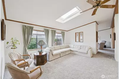 1427 100th Street SW #154, Everett, WA 98204 - Photo 5