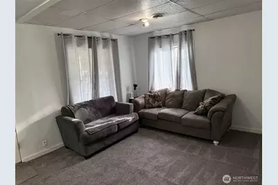 319 E Section Street, Mount Vernon, WA 98273 - Photo 11