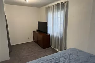 319 E Section St, Mount Vernon, WA 98273 - Photo 7