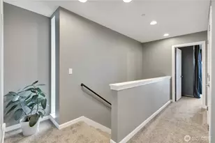 2367 Yakima Ct, Tacoma, WA 98405 - Photo 15