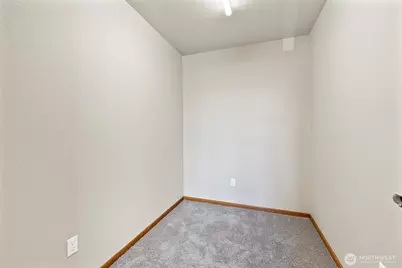 651 SE Bayshore #B301, Oak Harbor, WA 98277 - Photo 27