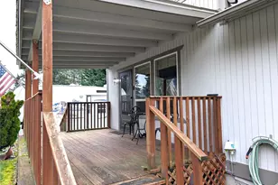 18103 81st St E, Bonney Lake, WA 98391 - Photo 3