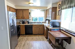 18103 81st St E, Bonney Lake, WA 98391 - Photo 9