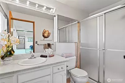 12414 89th Place NE, Kirkland, WA 98034 - Photo 17