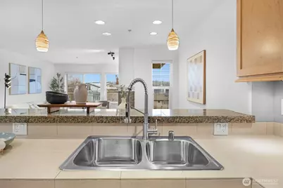 1415 6th Avenue N #401, Seattle, WA 98109 - Photo 21