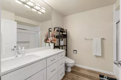 1504 Aurora Avenue N #101, Seattle, WA 98109 - Photo 9