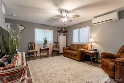 2915 Jackson Highway #D, Chehalis, WA 98532 - Photo 5