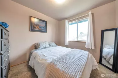 824 130th Street E, Parkland, WA 98445 - Photo 19