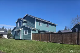 824 130th St E, Parkland, WA 98445 - Photo 3