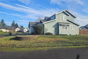 824 130th St E, Parkland, WA 98445 - Photo 3