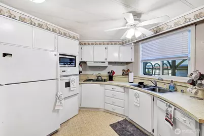 2500 Alder Street #108, Milton, WA 98354 - Photo 5