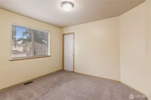 17707 1st Ave Ct E, Spanaway, WA 98387 - Photo 21