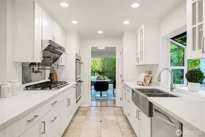 4630 152nd Place SE, Bellevue, WA 98006 - Photo 15