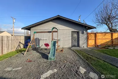 1121 Georgiana Street, Port Angeles, WA 98362 - Photo 25
