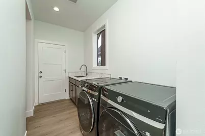 800 E 37th Street, Vancouver, WA 98663 - Photo 19